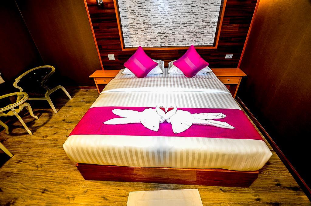 Auberge de jeunesse Lenoi Buri à Phatthalung Extérieur photo