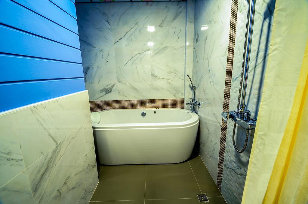 Auberge de jeunesse Lenoi Buri à Phatthalung Extérieur photo